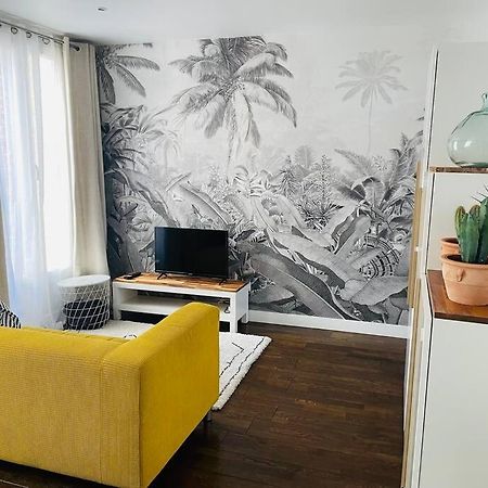 Comme A La Maison-Porte De Paris Apartment Pantin Bagian luar foto