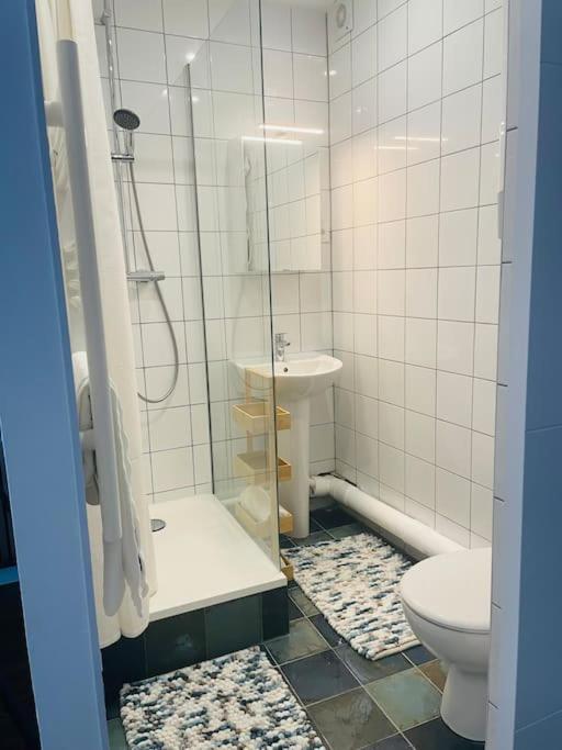 Comme A La Maison-Porte De Paris Apartment Pantin Bagian luar foto