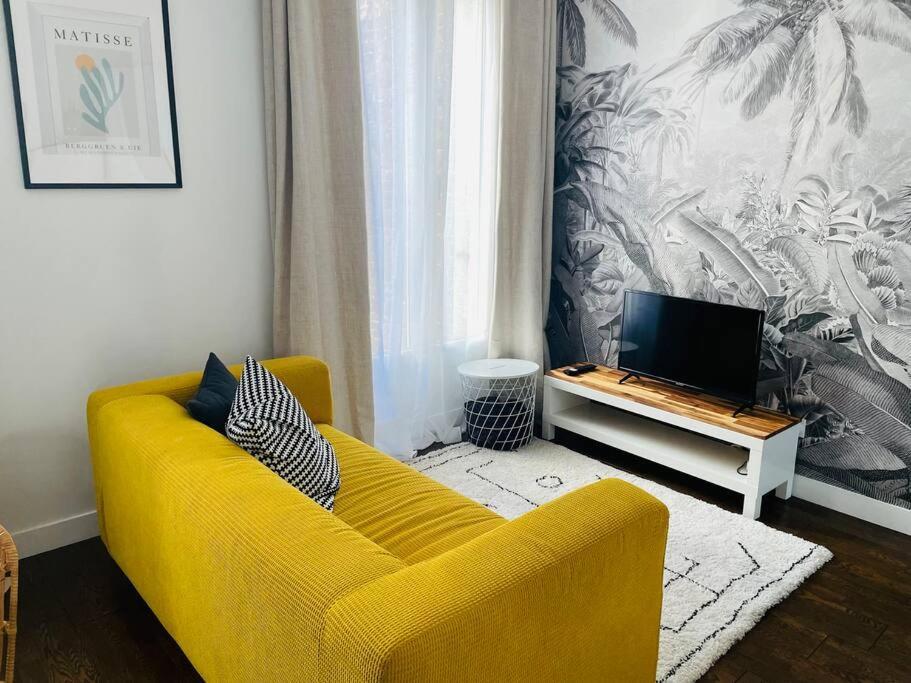 Comme A La Maison-Porte De Paris Apartment Pantin Bagian luar foto