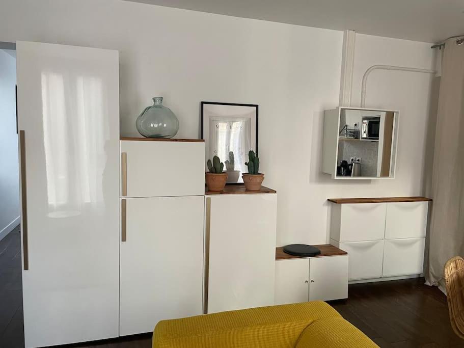 Comme A La Maison-Porte De Paris Apartment Pantin Bagian luar foto